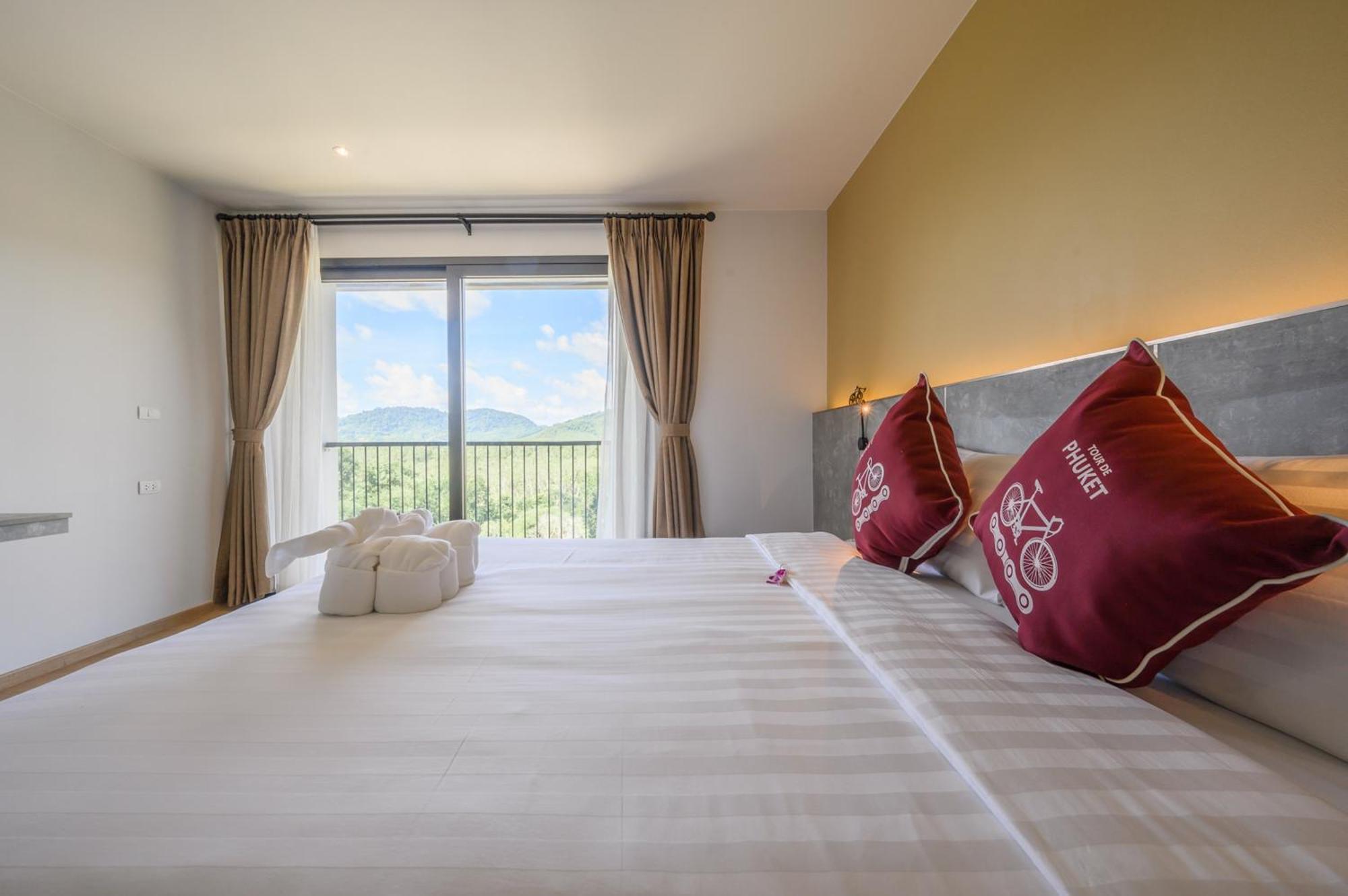 Tour De Phuket Hotel - Sha Plus Thalang Exterior photo
